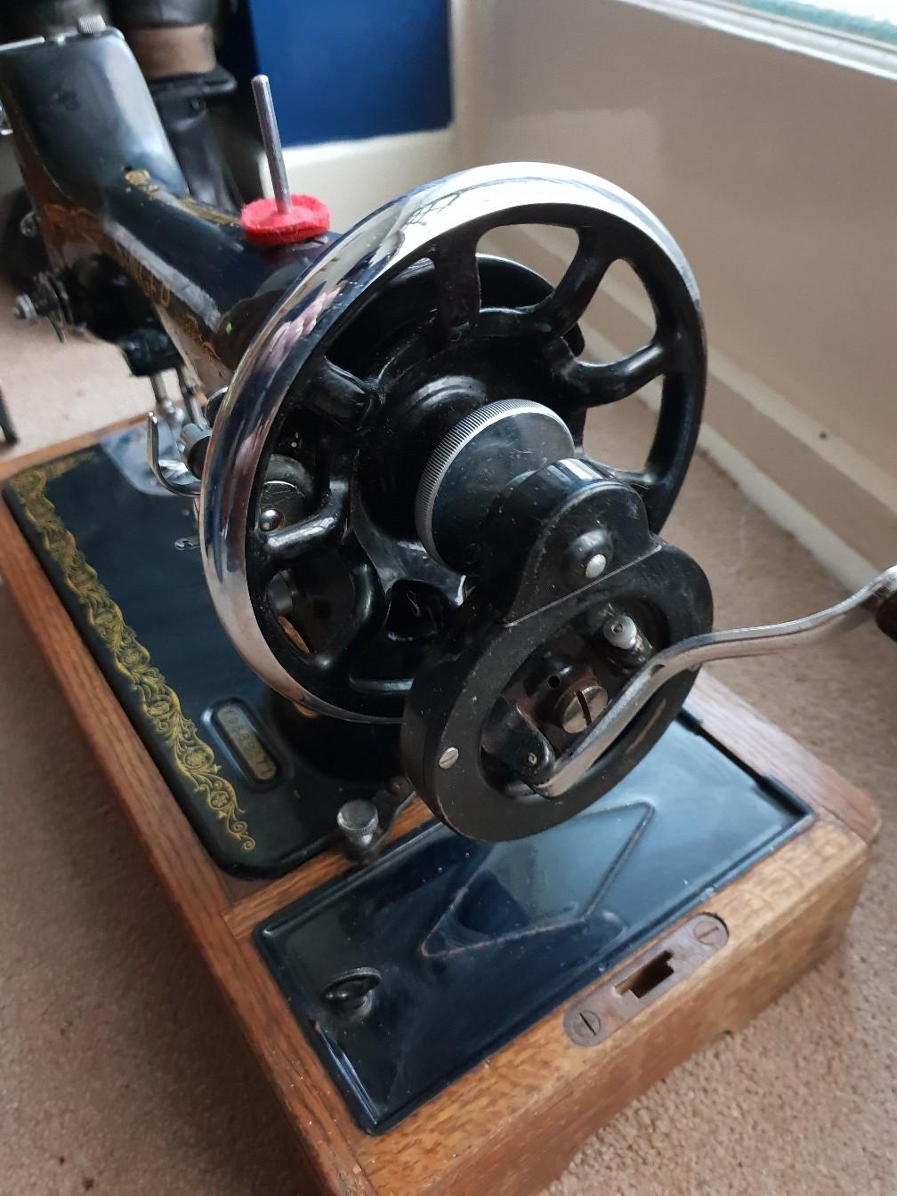 1923 Singer Sewing Machine in Fareham for £50.00 for sale Shpock