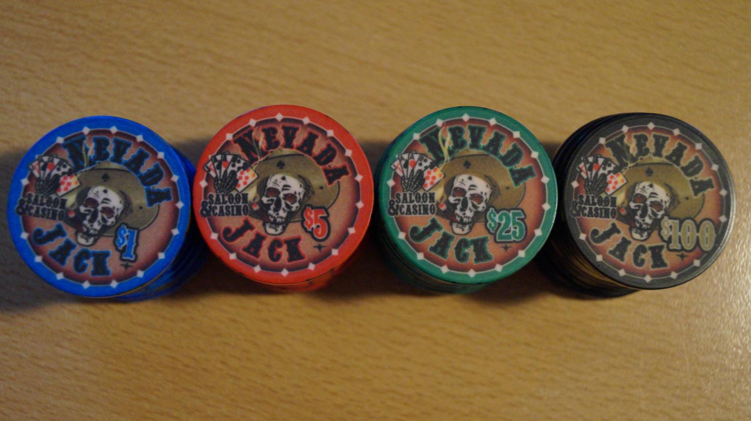 300 Keramik Poker Chips Nevada Jack in 68642 Bürstadt für 120,00 € zum