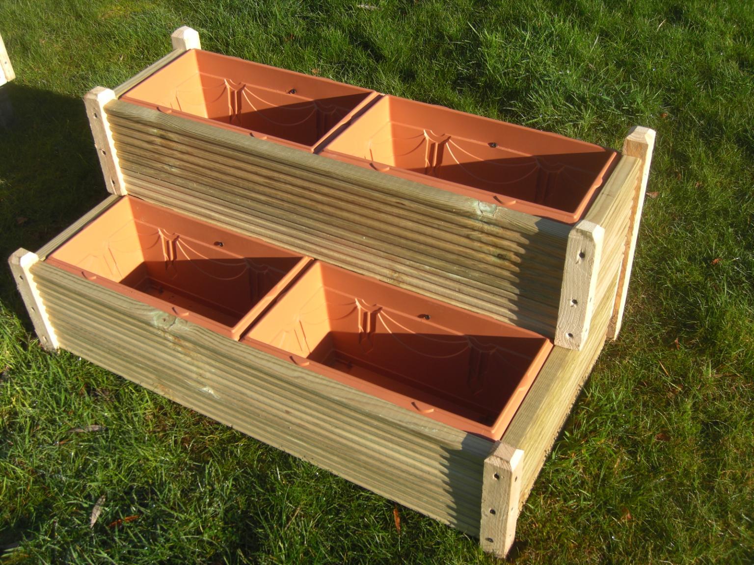 4 TROUGH GARDEN PLANTER in S66 Rotherham for £32.50 for sale Shpock