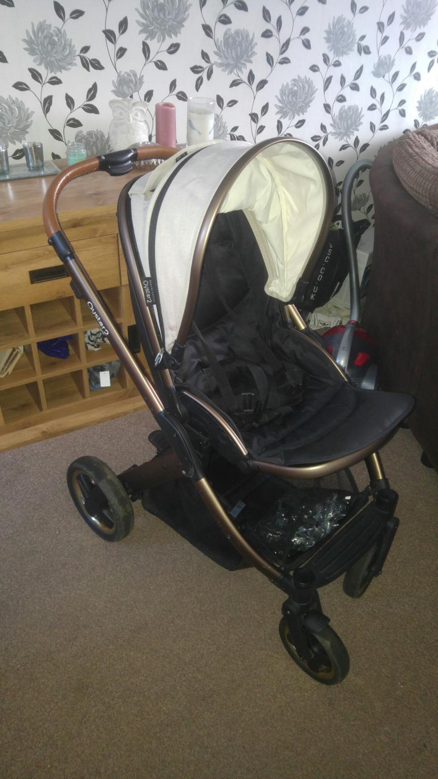 Oyster 2 Special Edition Bronze Travel System in Hyndburn für 180,00