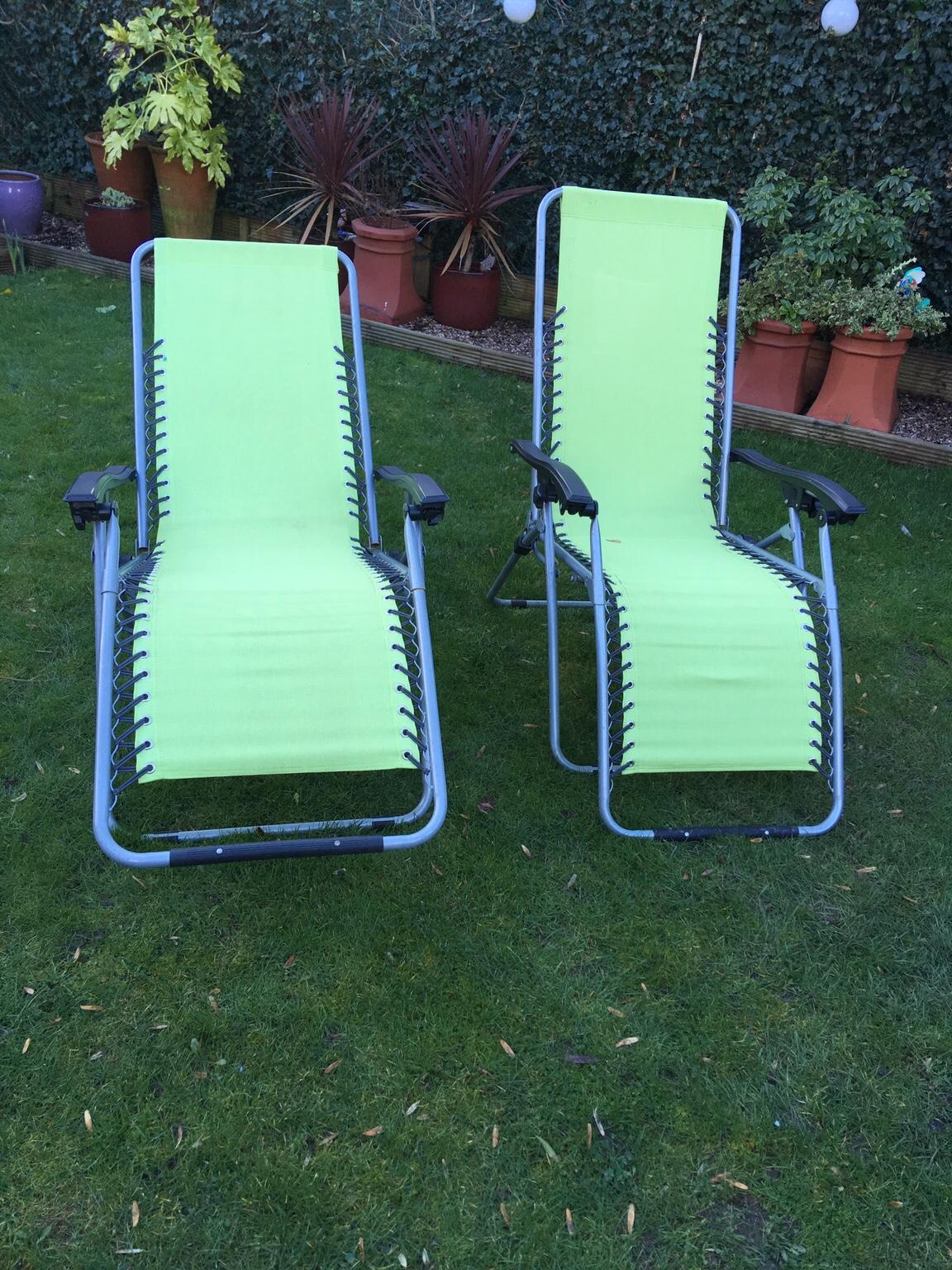 Green sun loungers in CV12 Bedworth für £ 10,00 zum Verkauf Shpock AT