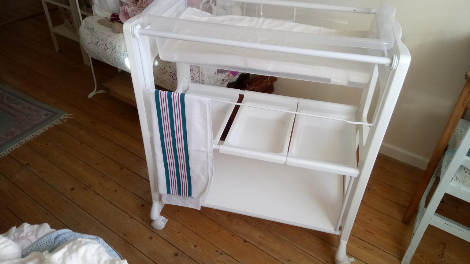 Hospital cot for reborn dolls or dolls in BR6 Bromley for £40.00 for