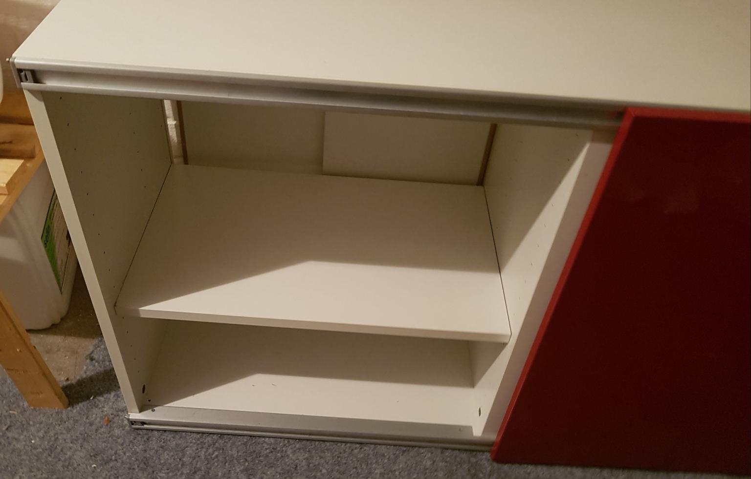 Ikea Besta Schrank mit Schiebetür in Hochglan in 38118 Braunschweig für