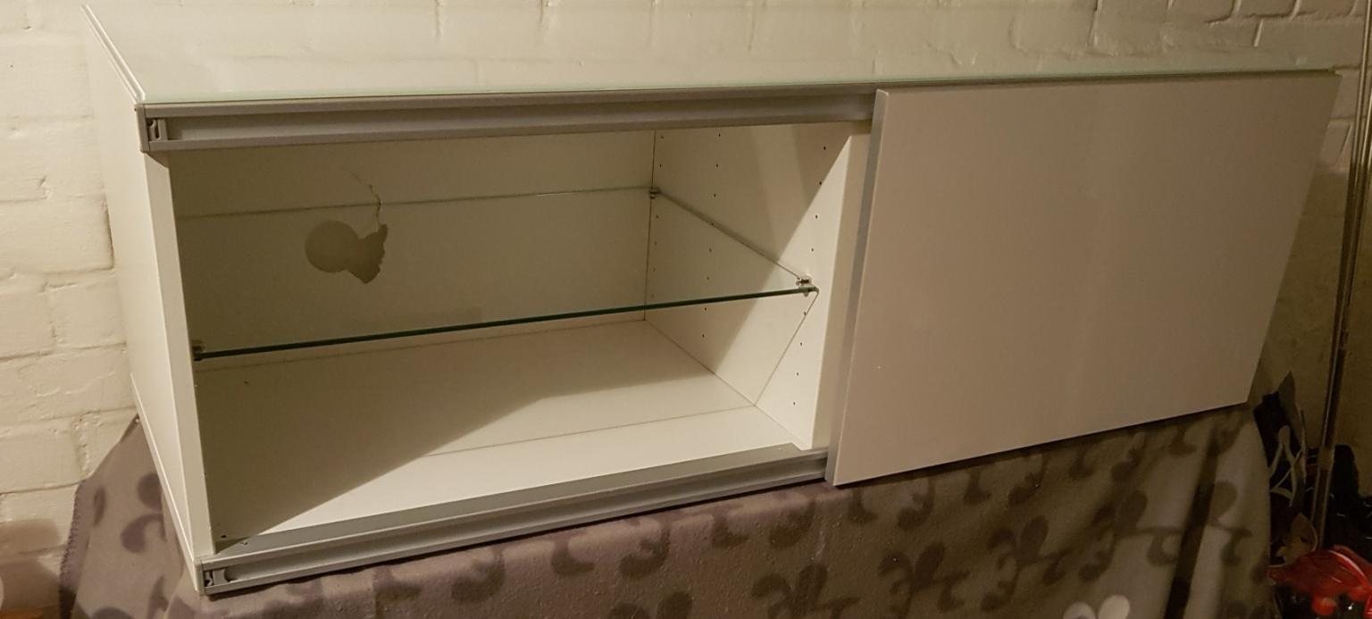 Ikea Besta Schrank mit Schiebetür in Hochglan in 38118 Braunschweig für