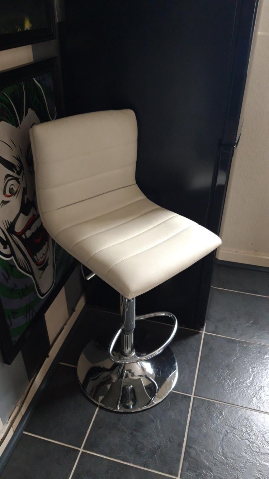 Cuban bar stool in Wigan for £20.00 for sale Shpock