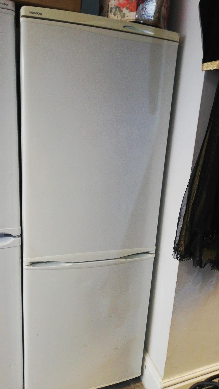 Daewoo nofrost fridge freezer in LE4 Leicester für 60,00 £ zum Verkauf
