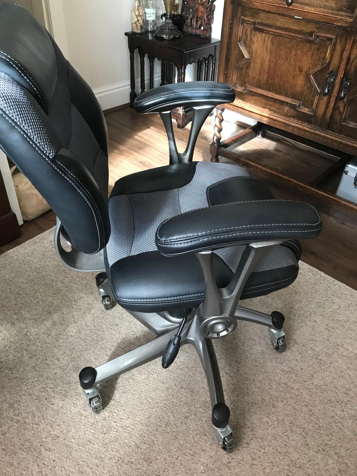 Leather/Fabric Office Chair in Salford for £60.00 for sale Shpock