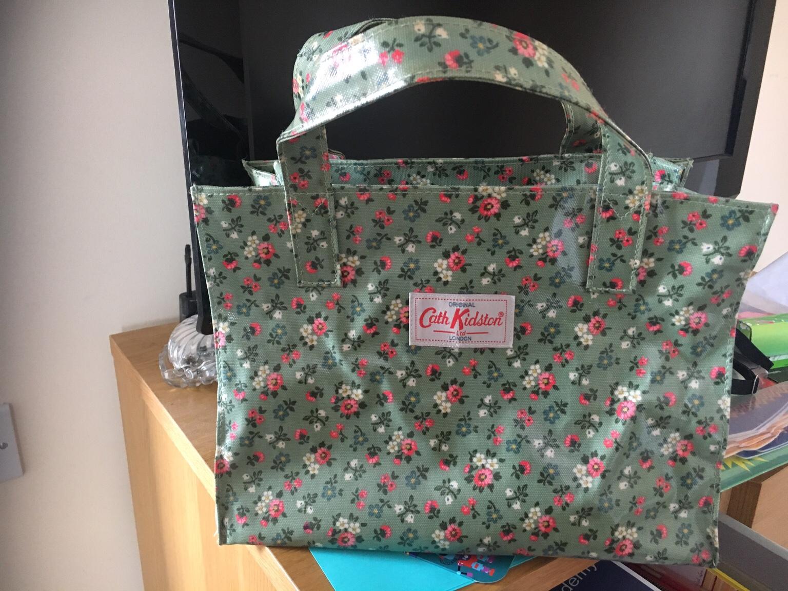 Cath Kidston bag and purse in NN10 Northamptonshire for £5.00 for sale
