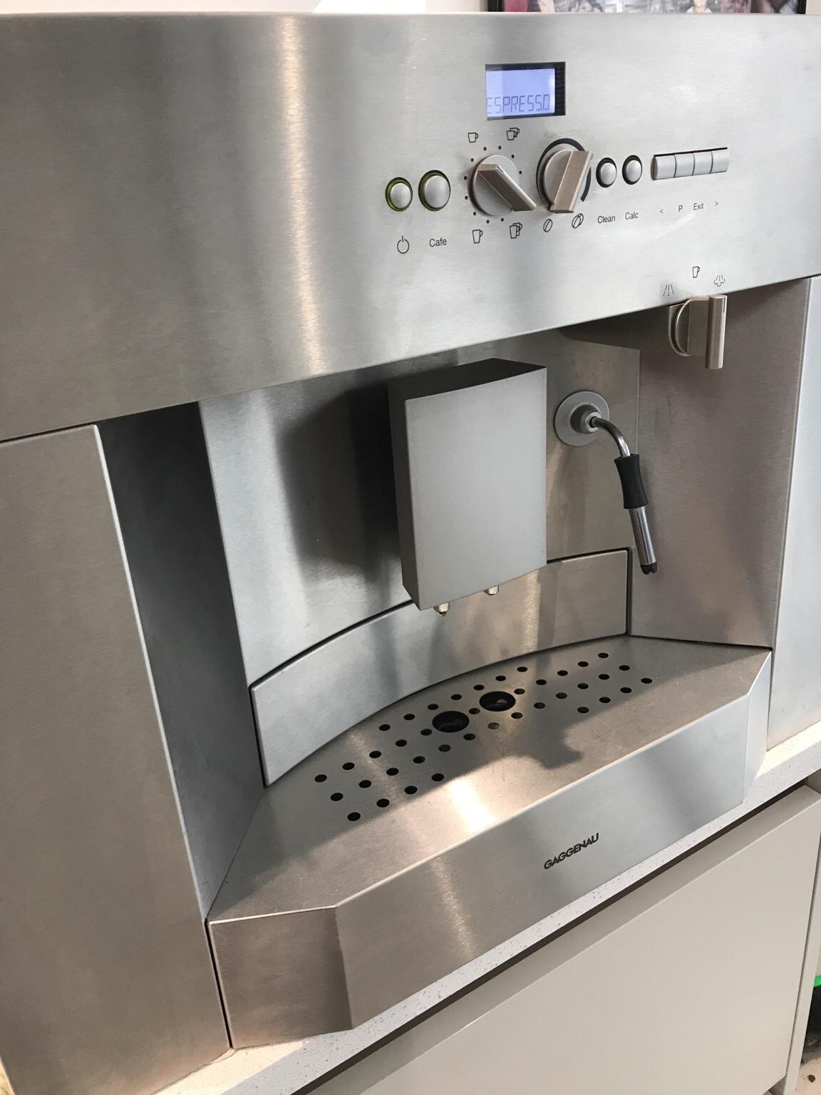 Gaggenau built in Coffee machine. in SM3 Sutton for £300.00 for sale