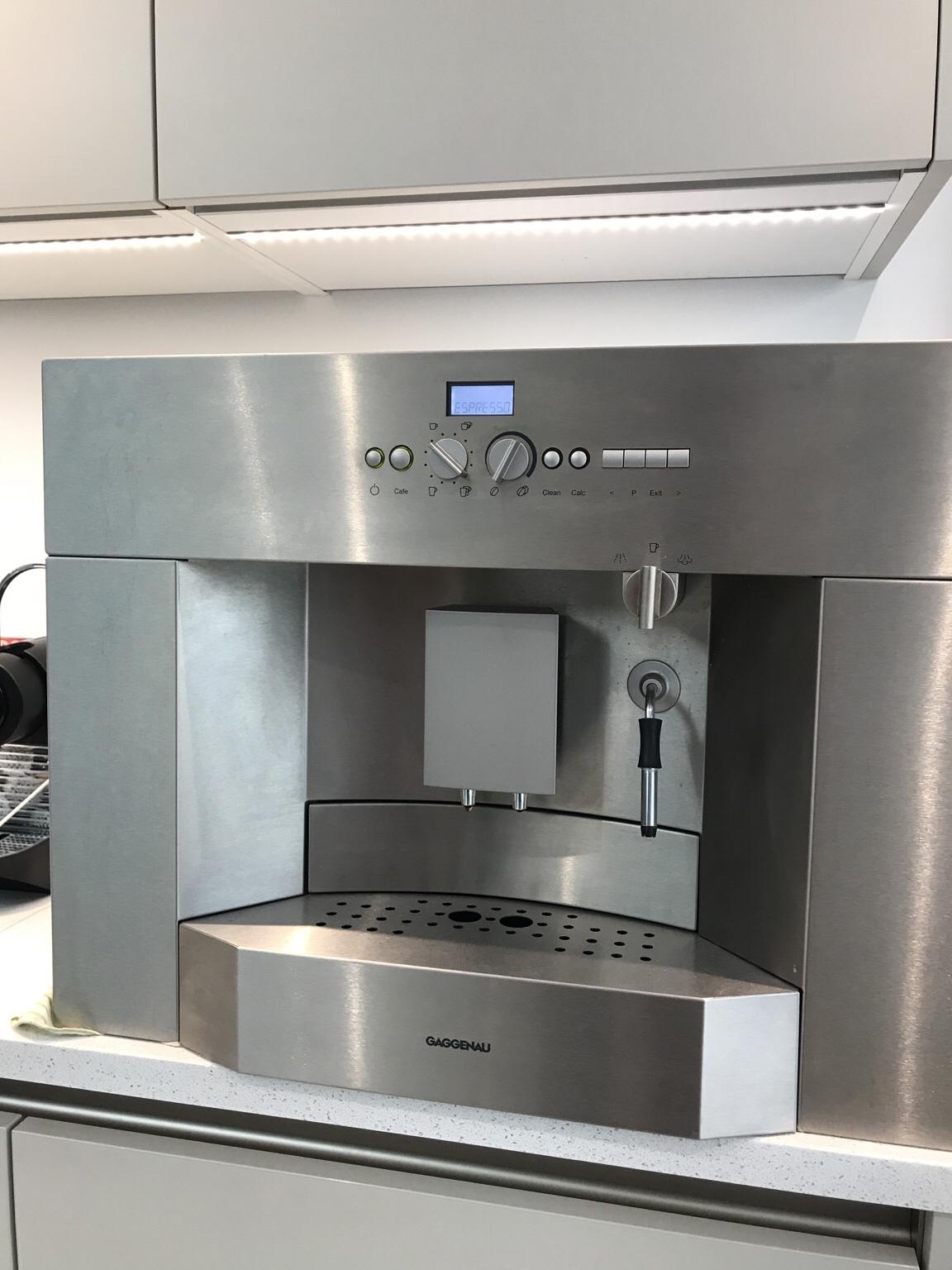 Gaggenau built in Coffee machine. in SM3 Sutton for £300.00 for sale