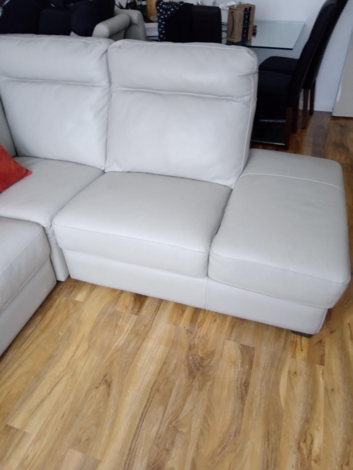 Right hand facing Corner Sofa from Harveys in SE2 Greenwich for £600.00