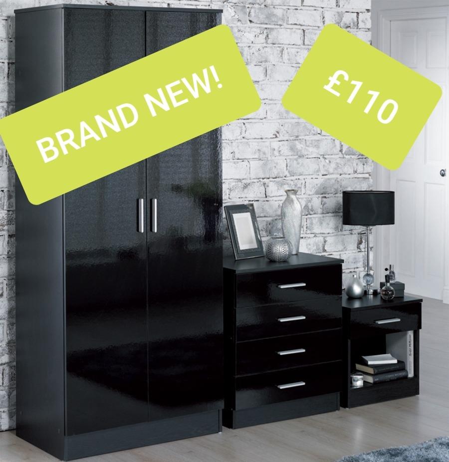 Carleton 3 Piece High Gloss Bedroom Set Black in M350BN Failsworth for