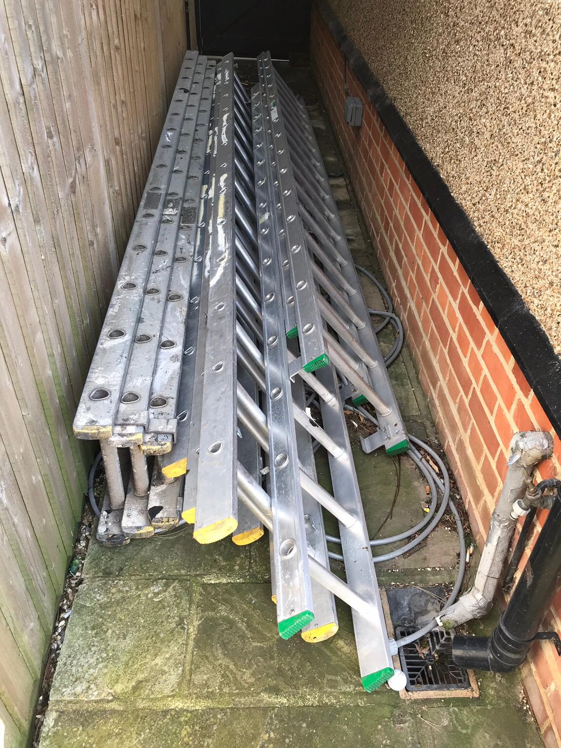 ROOFING LADDERS FOR SALE in Epping Forest für £ 100,00 zum Verkauf