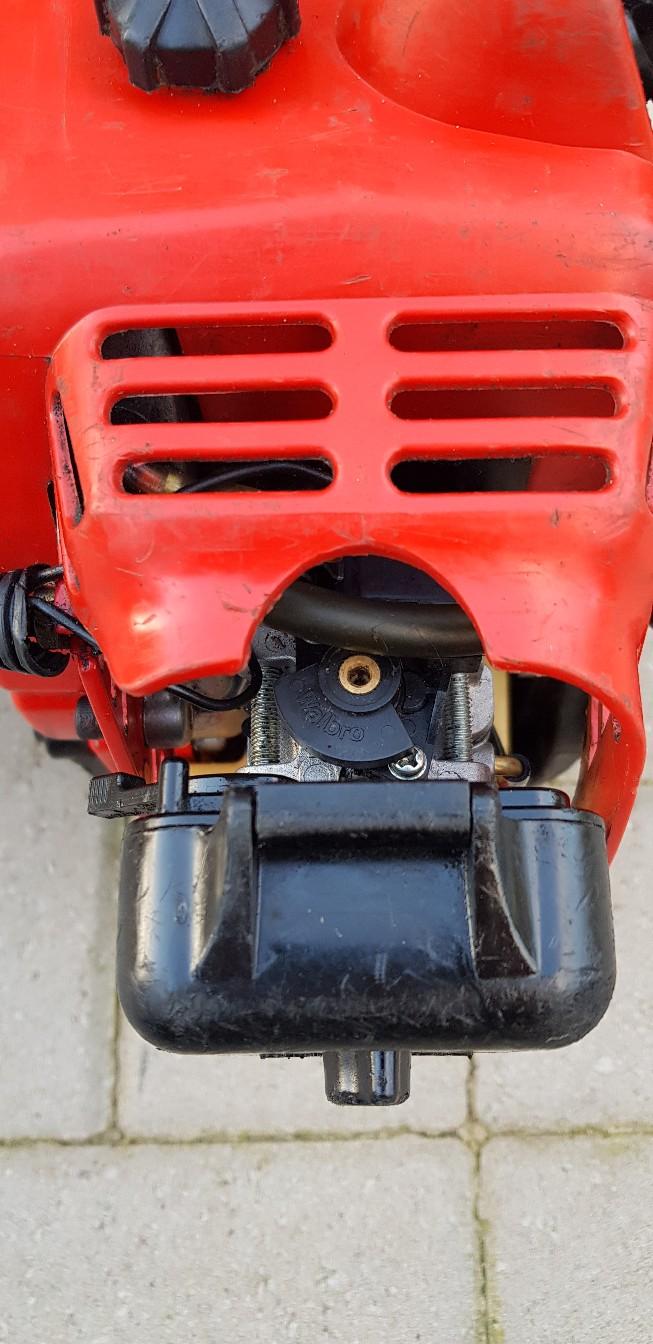 Shindaiwa long reach hedge trimmer in LS15 Leeds für 125,00 £ zum