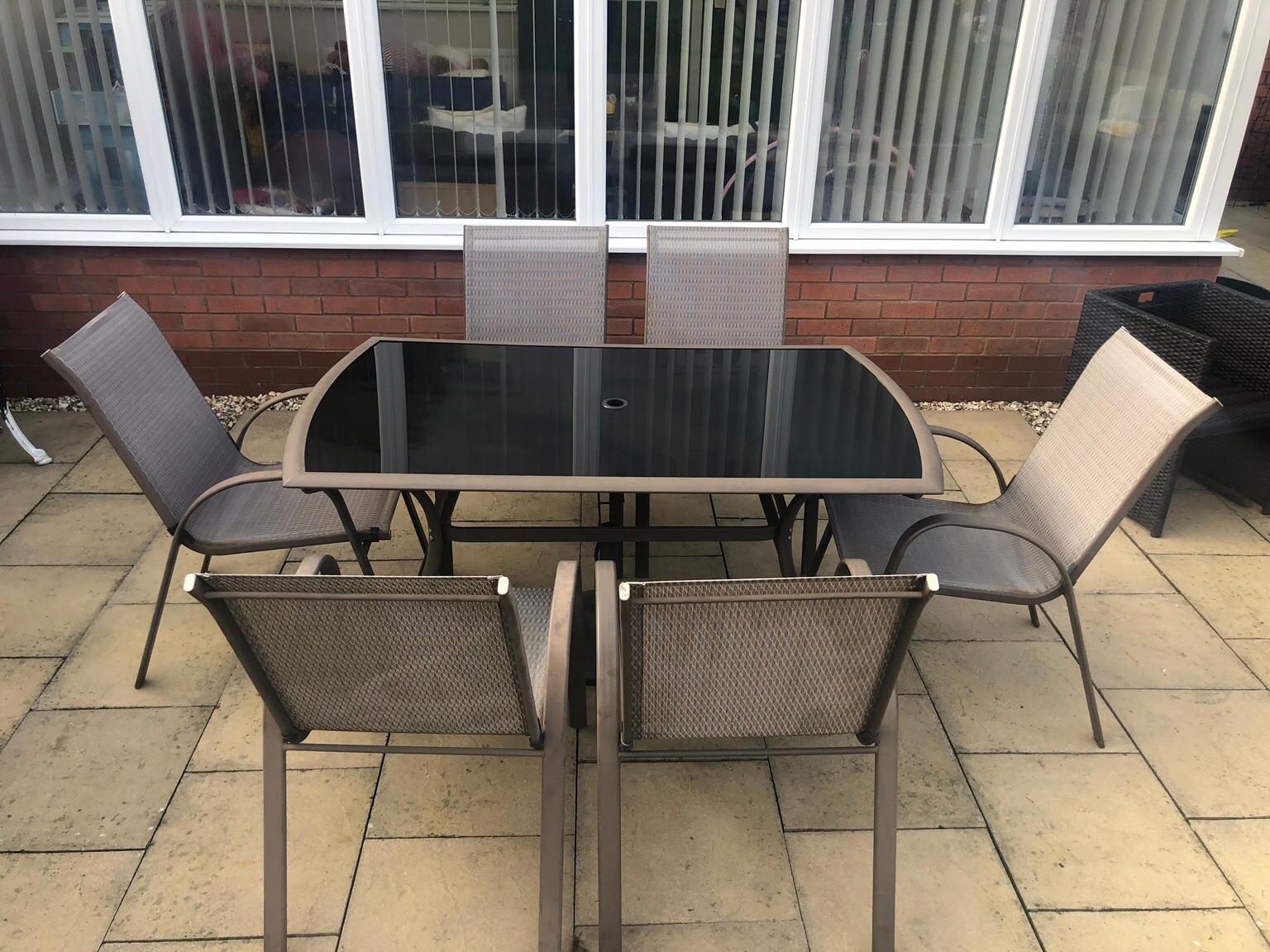 Garden table and chairs 6 seater in B31 Birmingham for £75.00 for sale