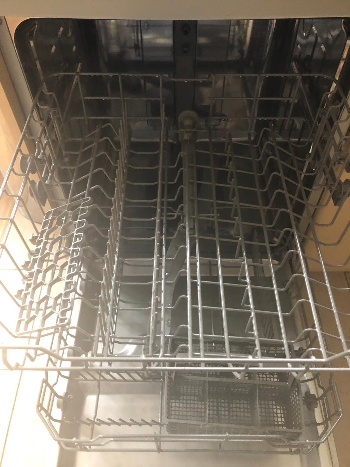 Kenwood KDW60S16/A Dishwasher. in DE23 Derby for £100.00 for sale Shpock