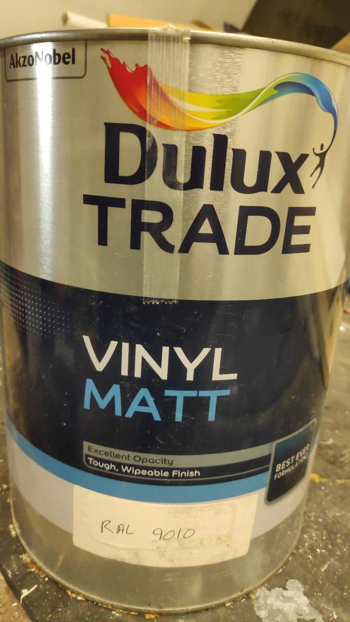 dulux trade paint, various types and colours in N4 London for free for