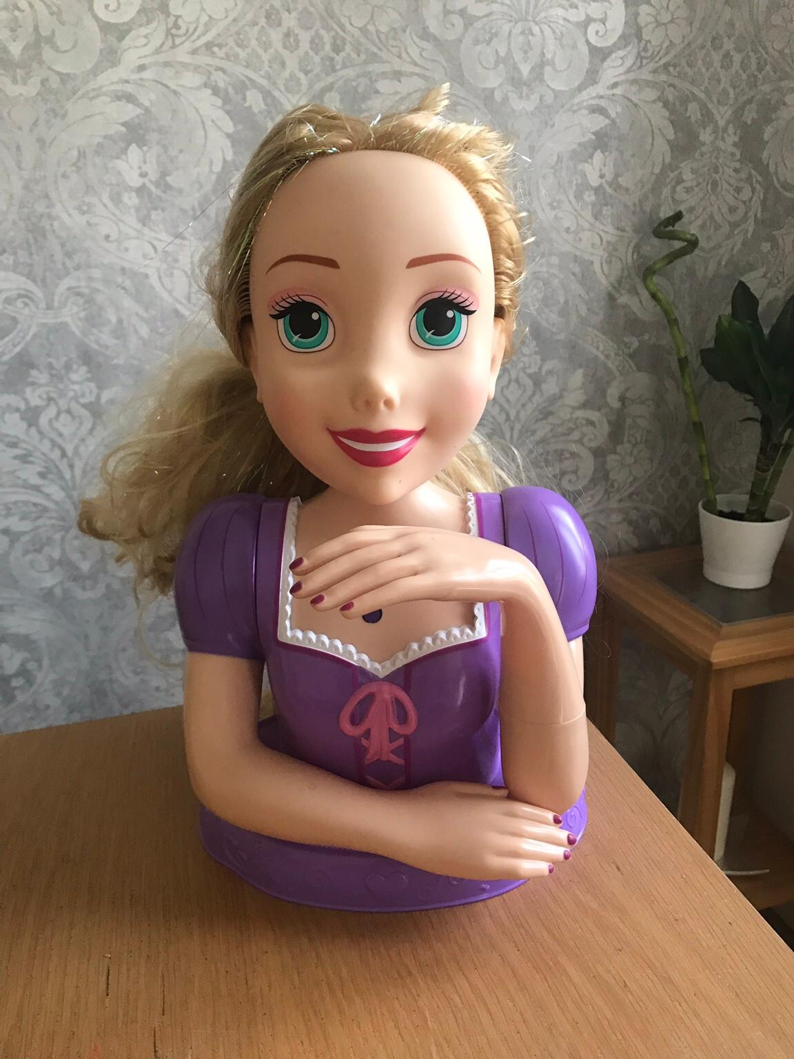 Disney Rapunzel hair styling head doll in MK6 Bletchley for £5.00 for