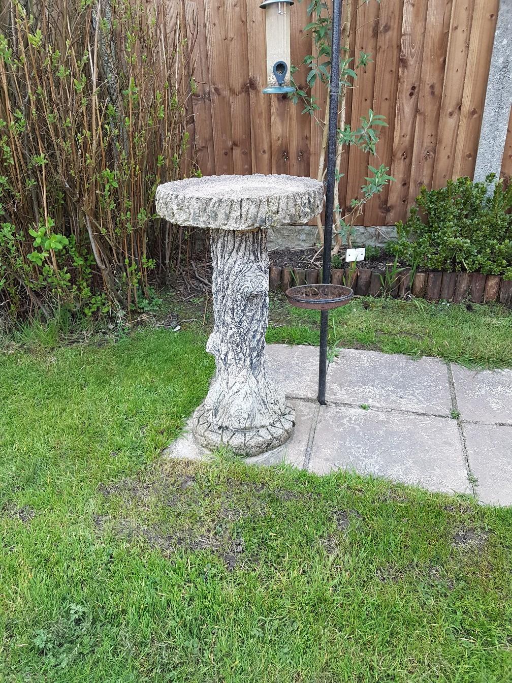 concrete bird bath in Wigan for £10.00 for sale Shpock