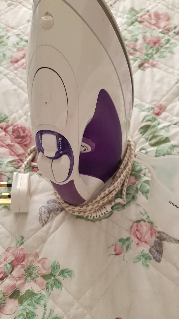 Asda iron in St Helens für £ 2,00 zum Verkauf Shpock AT