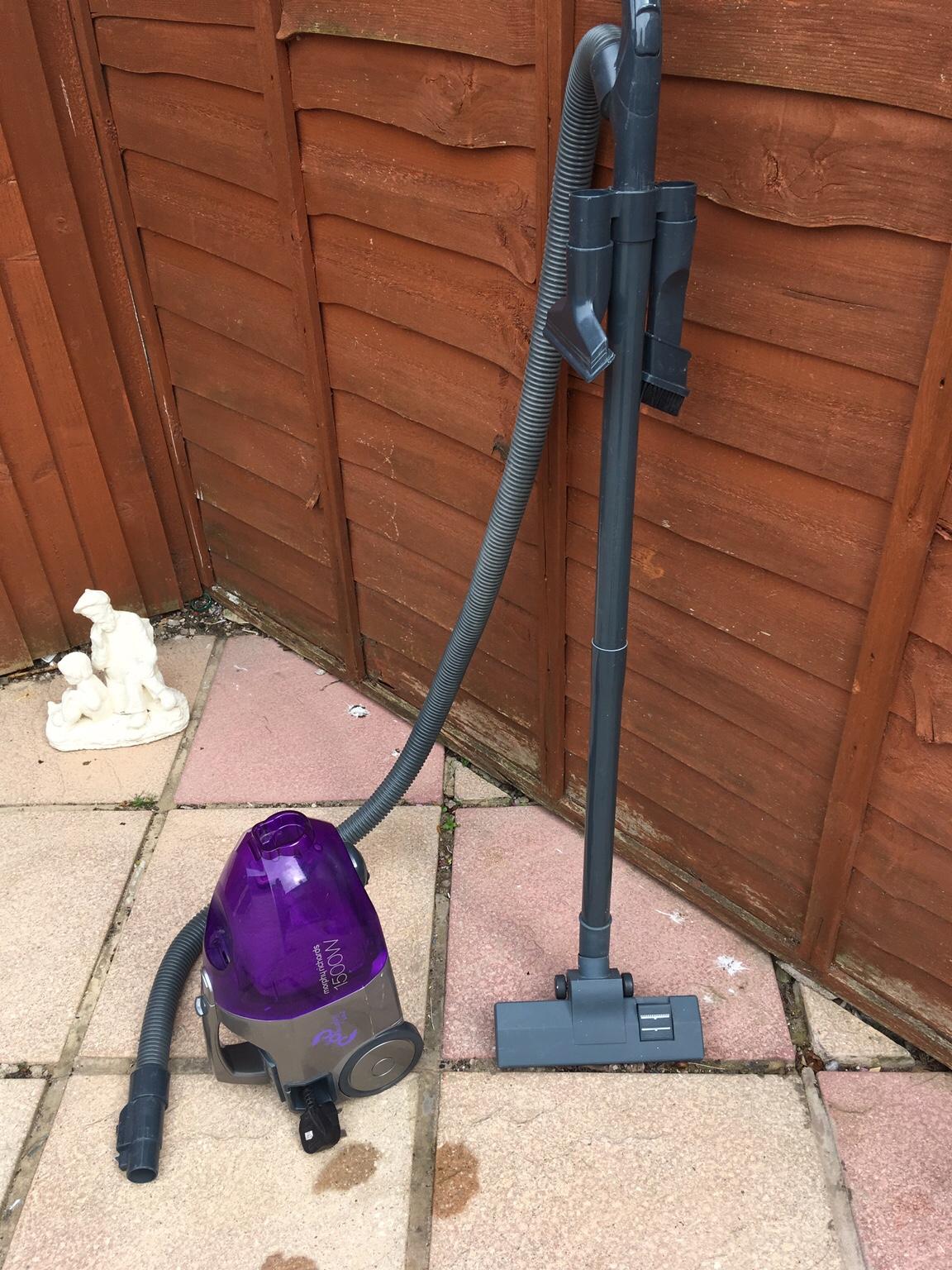 Morphy Richards Pod Vacuum Cleaner in FY3 Wyre for £15.00 for sale Shpock