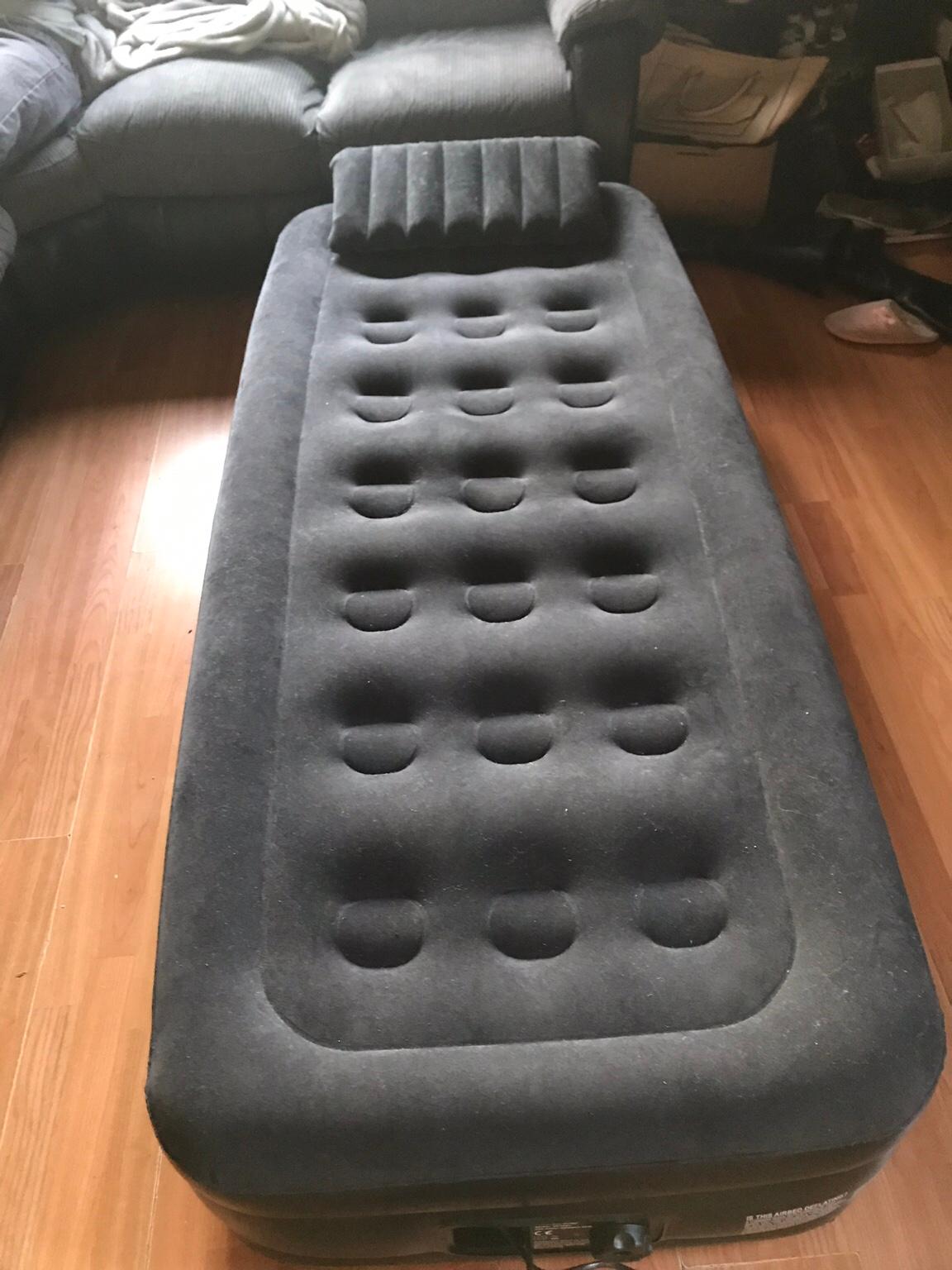 Trespass single premium raised air bed in CM2 Galleywood für £ 25,00 zum Verkauf Shpock AT