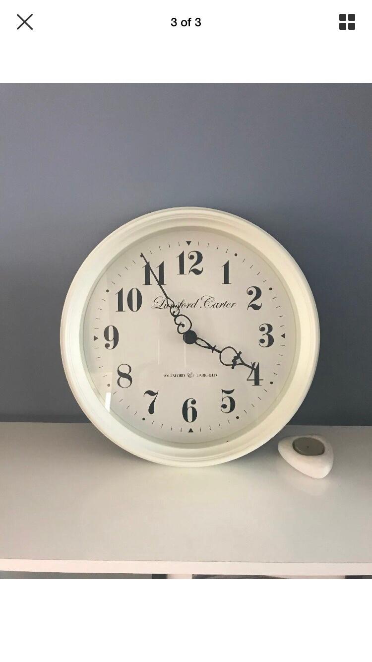 Cream Wall Clock in ME16 Maidstone for £10.00 for sale Shpock
