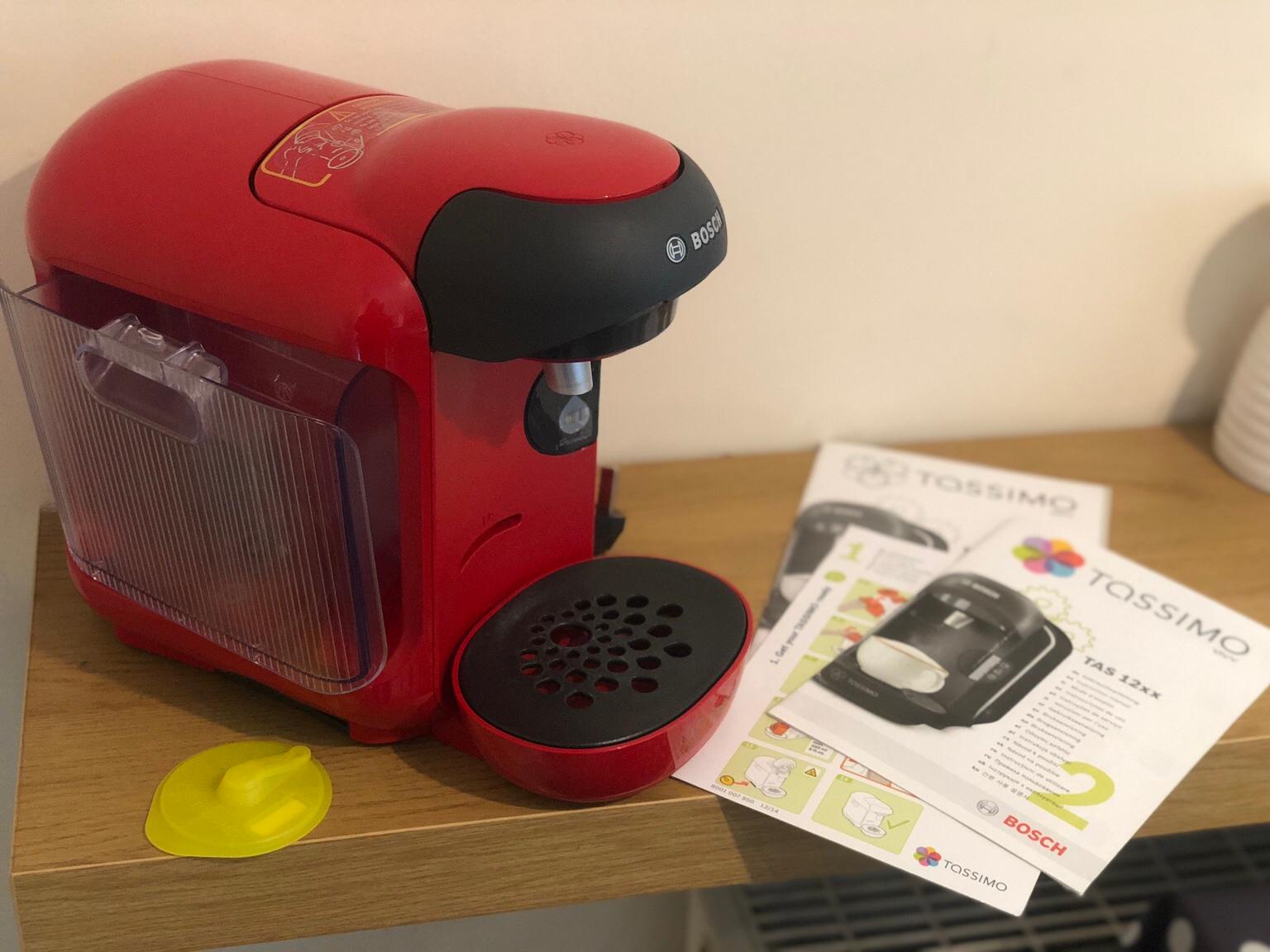 Red Tassimo Vivy Coffee Machine CTPM07 in HD2 Kirklees for £25.00 for