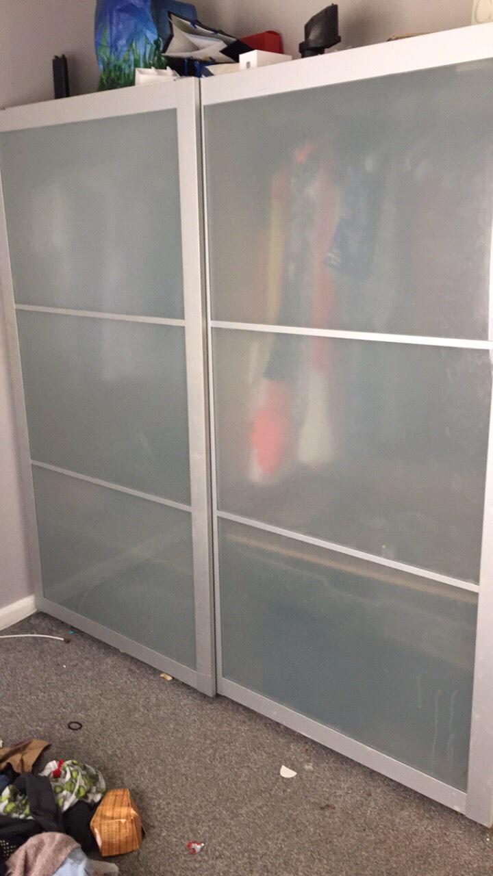 Ikea 2 sliding door wardrobe in TS24 Hartlepool für £ 75,00 zum Verkauf Shpock AT
