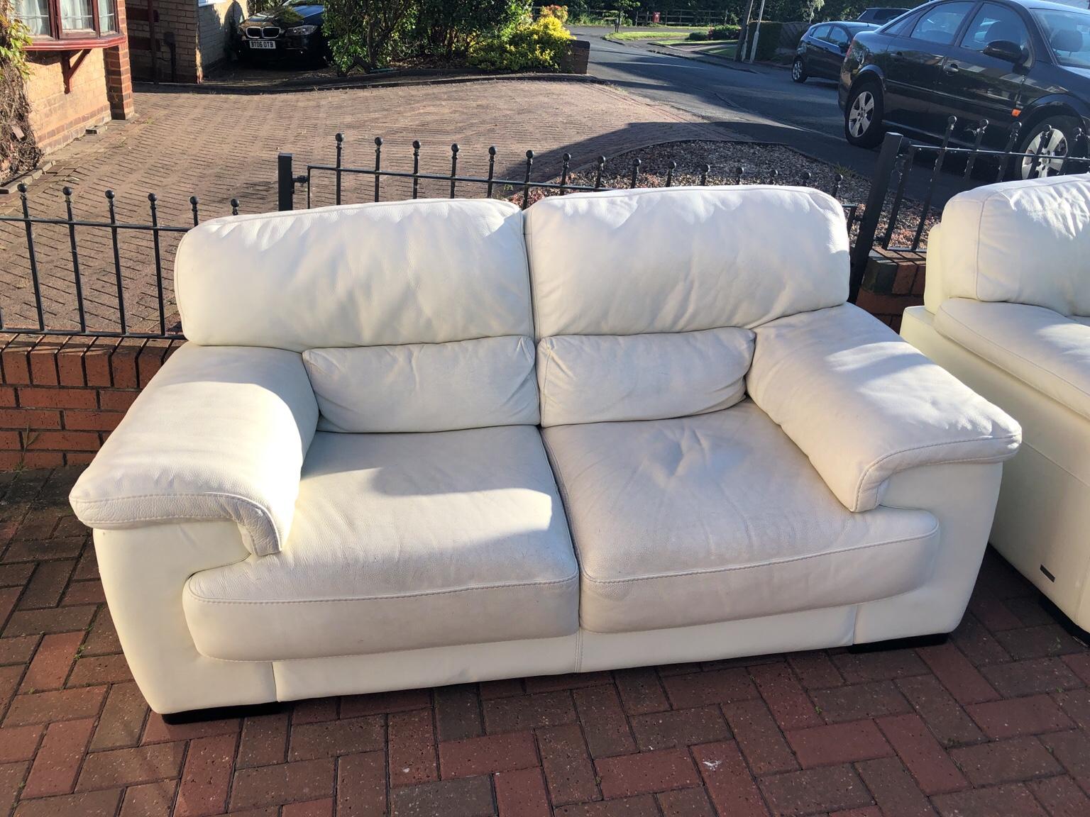 Violino Leather Sofa Stockists Baci Living Room