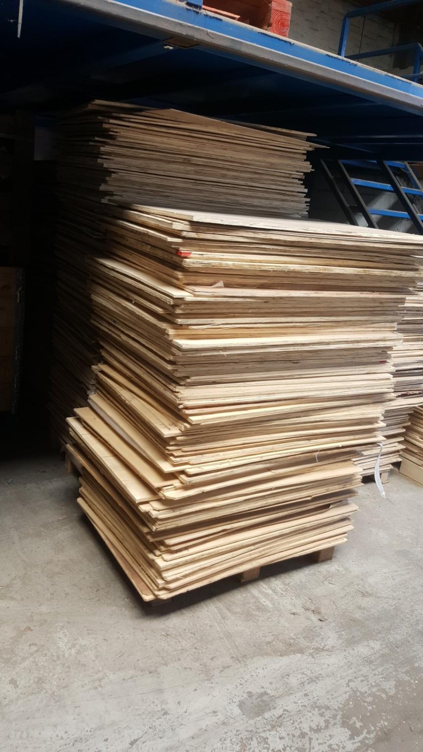 plywood boards hardboard chipboard in B77 Tamworth for £2.00 for sale
