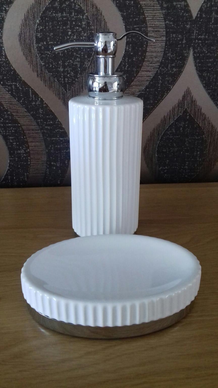 DESIGNER TK MAXX BATHROOM ACCESSORIES in L35 Helens für 5,50 £ zum Verkauf Shpock DE