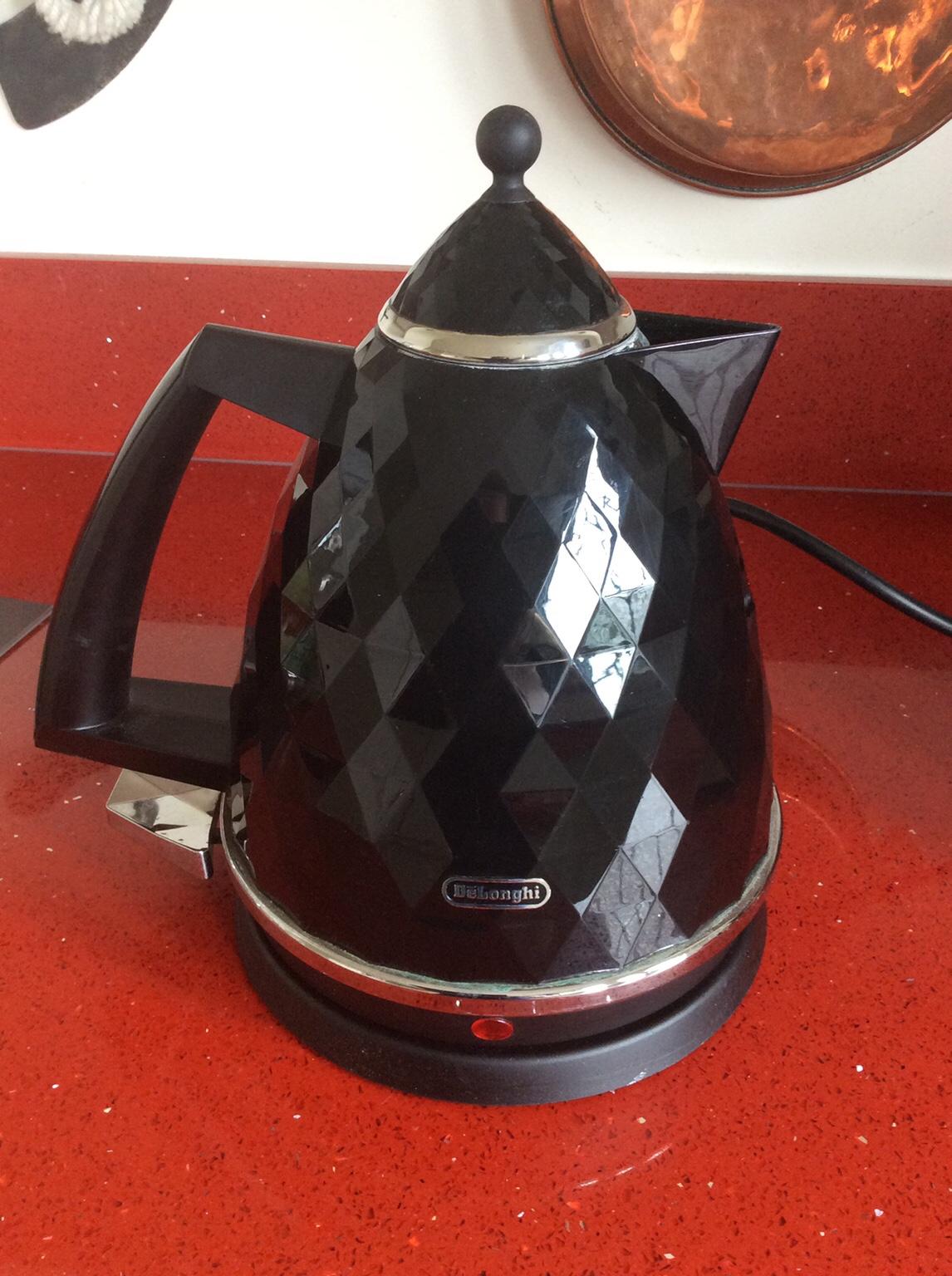 Delonghi Black ‘Diamond’ kettle in West Lindsey for free for sale Shpock