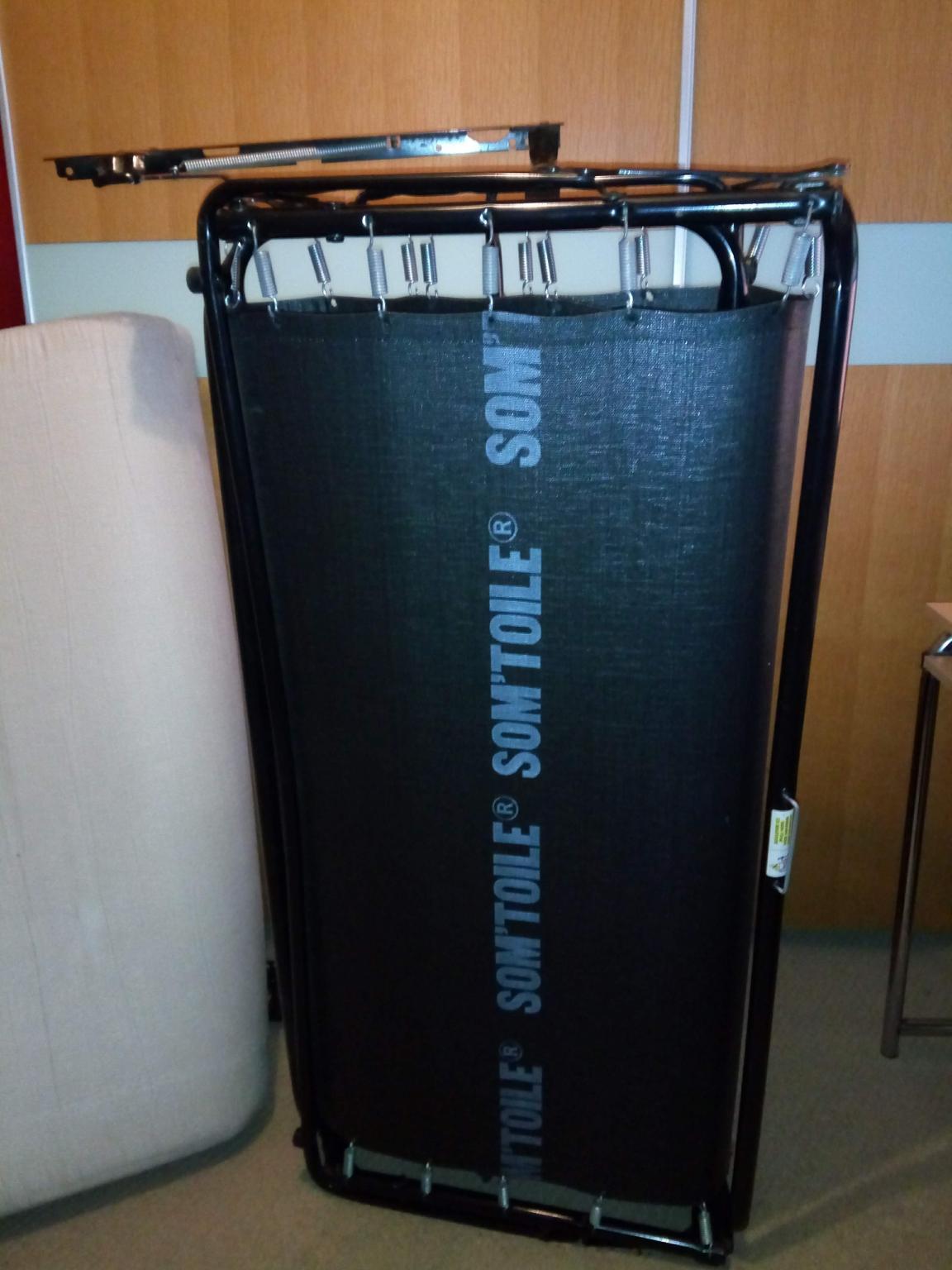 Som'toile Pull Out Bed Sofa bed Caravan Bed in KT19 Ewell for £55.00