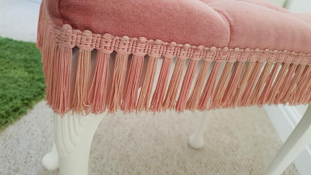 Vintage dressing table stool. Pink Velvet. in WA5 Westbrook for £10.00