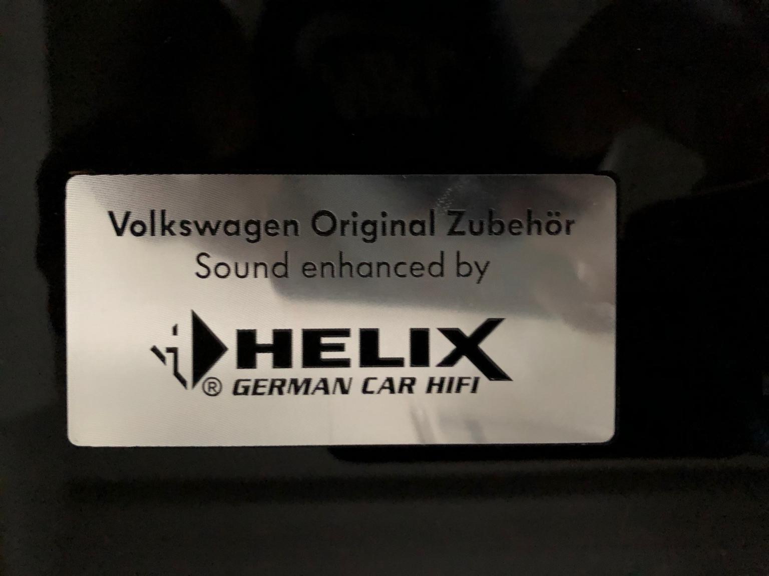 VW Helix Subwoofer Plug & Play in 71638 Ludwigsburg für € 180,00 zum