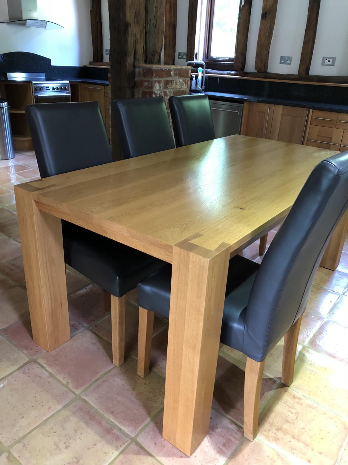 Designer Oak Dining Table & 6 Leather Chairs in Sevenoaks for £650.00