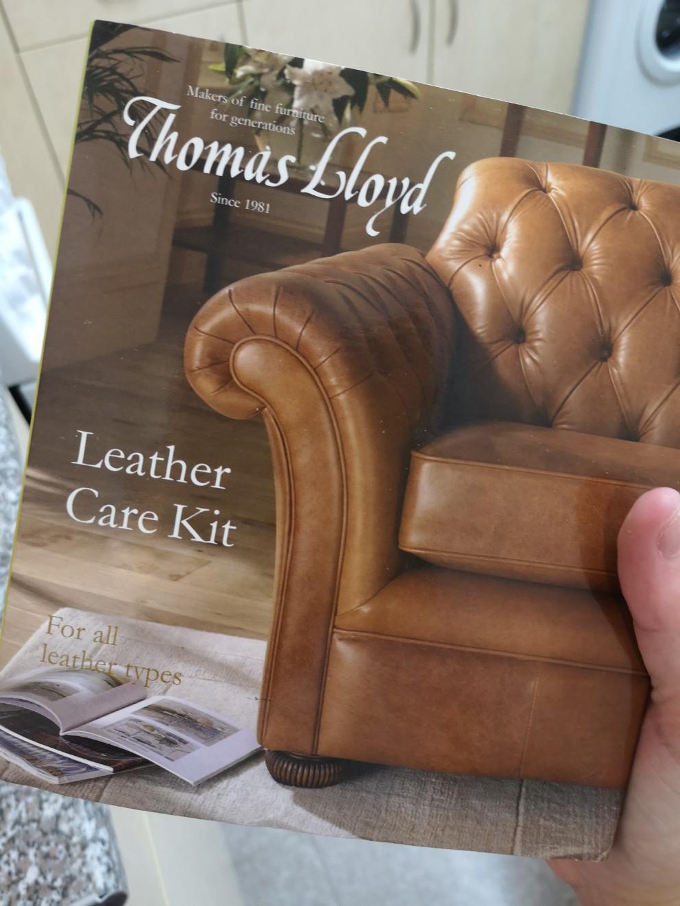 Thomas Lloyd leather sofa with care kit in WN7 Wigan for £100.00 for