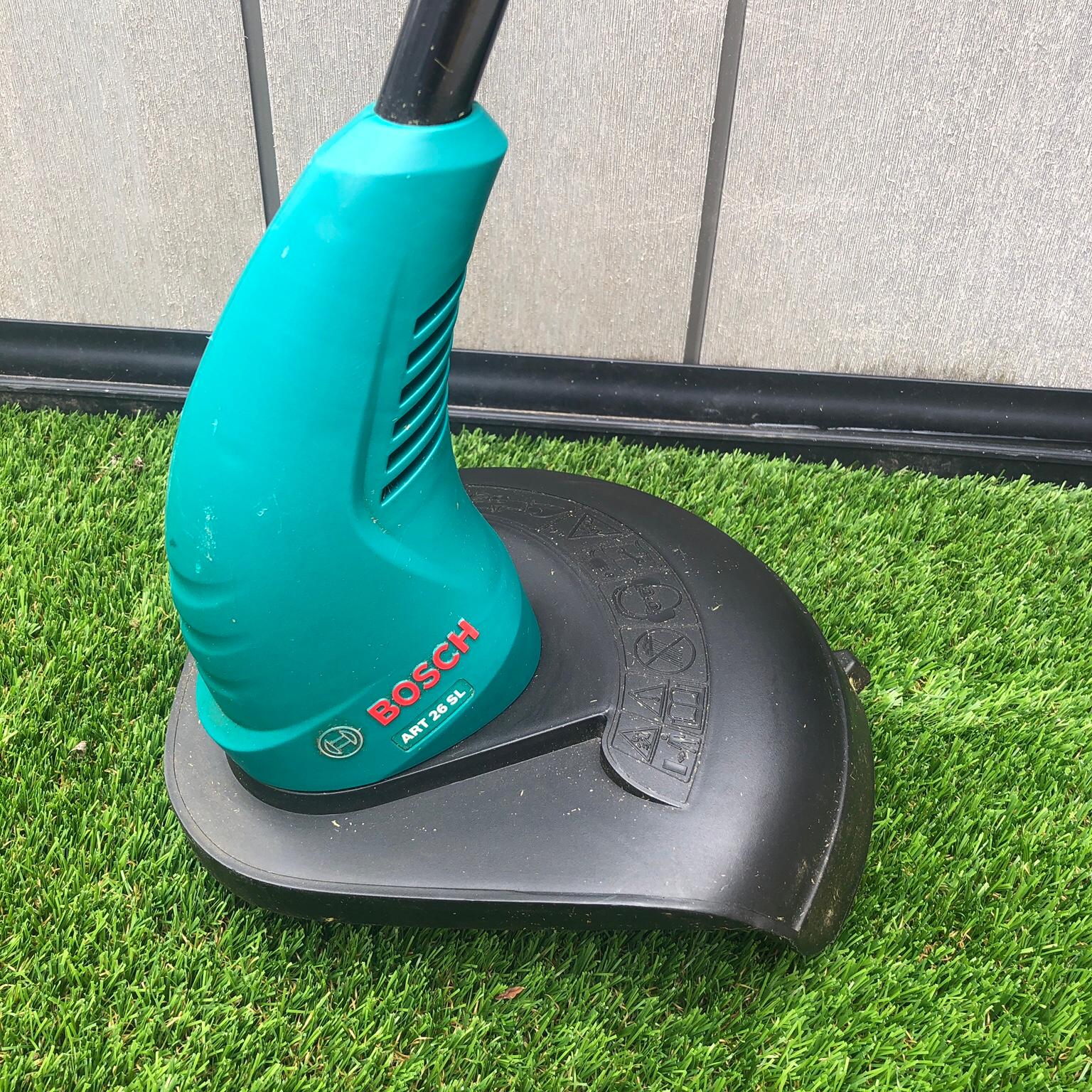 Bosch Art 26 SL Strimmer in B63 Dudley for £15.00 for sale Shpock