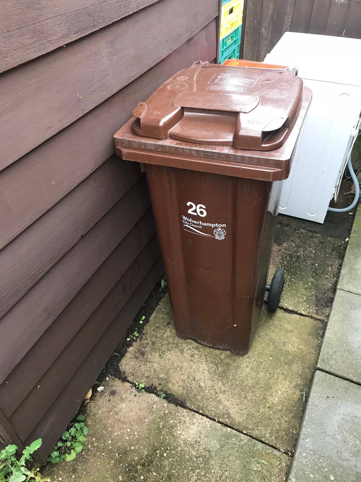 WANTED Any old unused dustbins. in Wolverhampton for free for sale