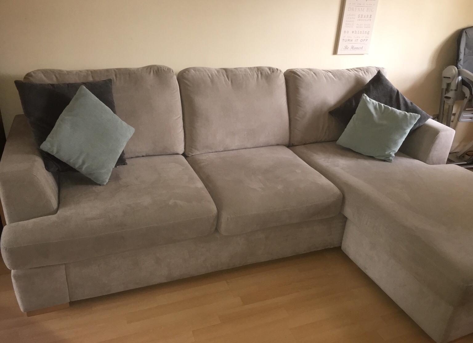 Freya dfs 4 seater corner sofa lounger in SK9 Row for £350.00 for sale