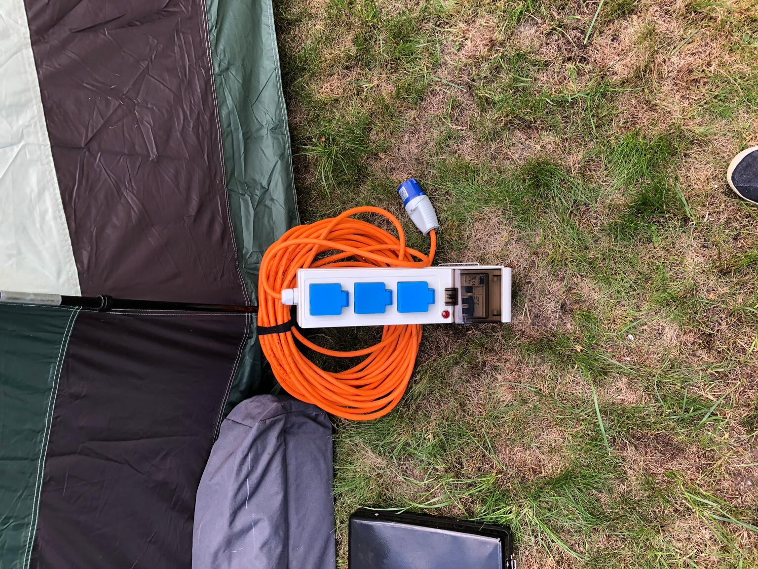 Campsite mains hook up & extension lead in SK8 Stockport für 20,00