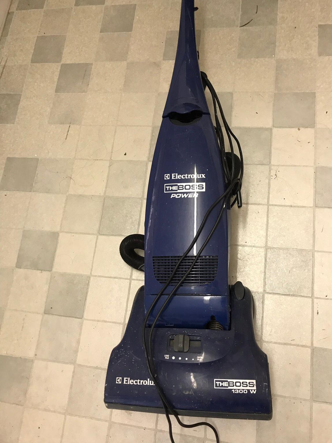 Electrolux vacuum cleaner,working in B34 Birmingham for £15.00 for sale