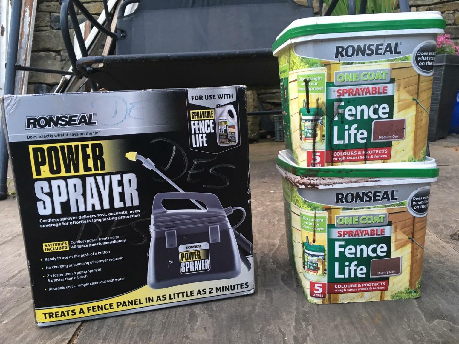 Ronseal power sprayer + 2x tubs fence paint in HX6 Calderdale for £20.