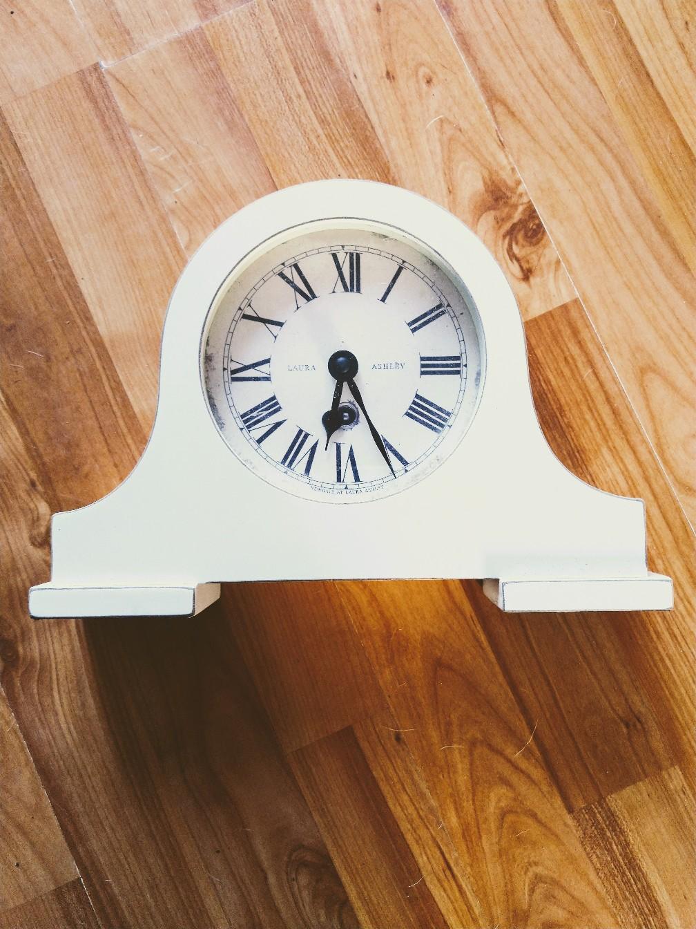 Laura Ashley mantel clock in WN5 Wigan für 20,00 £ zum Verkauf Shpock DE