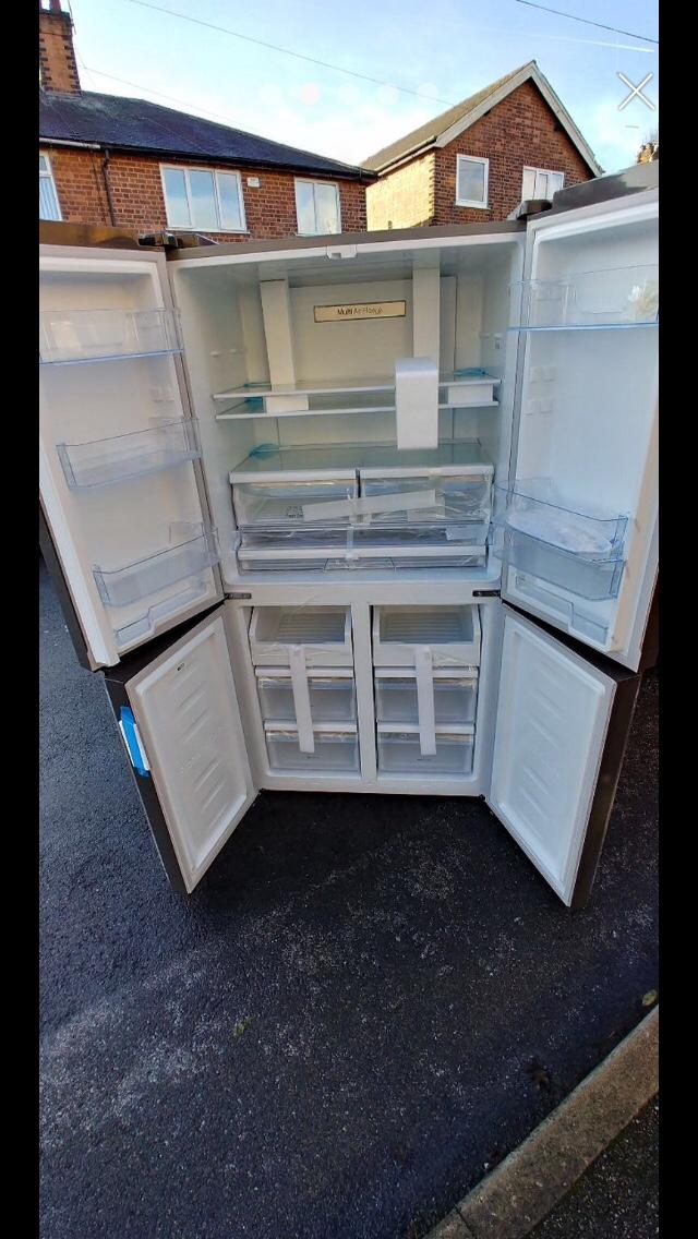 Hisense fridge freezer RQ689N4BD1 in NG6 Nottingham for free for sale