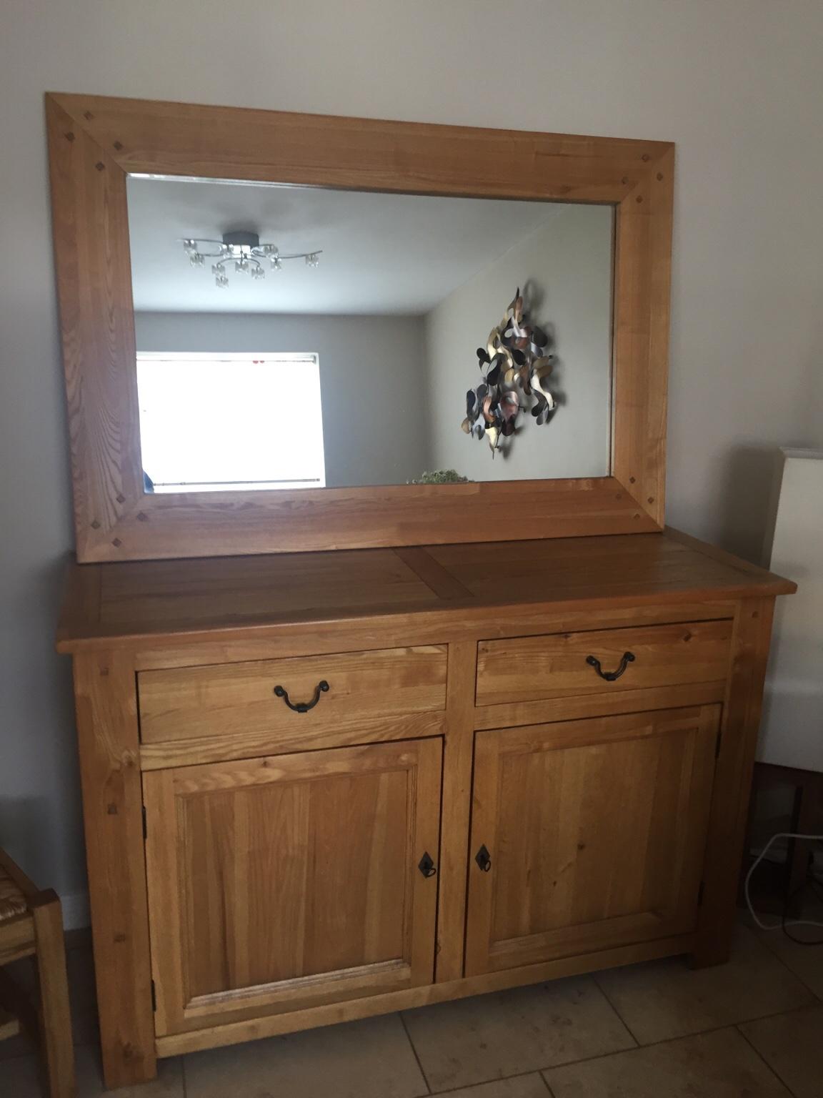 Dresser and Mirror in CR0 London for £80.00 for sale Shpock