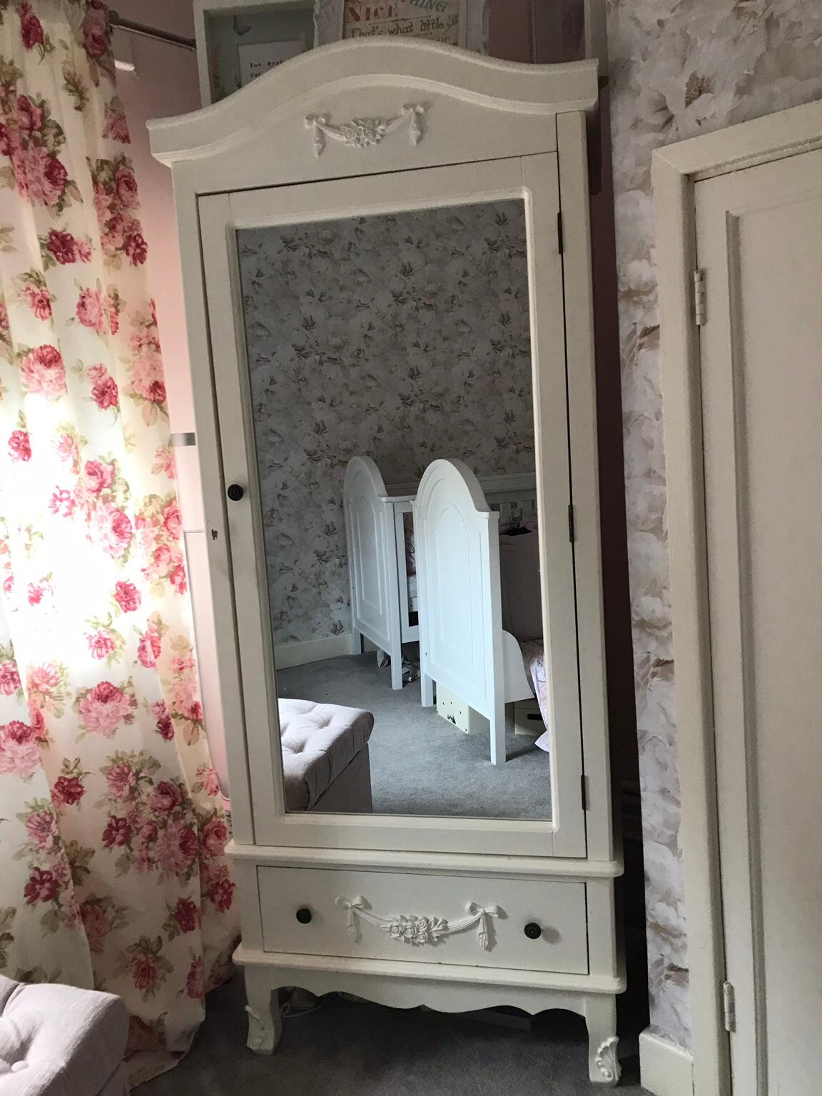 Dunelm Toulouse mirrored wardrobe in West Lancashire für £ 160,00 zum Verkauf Shpock AT