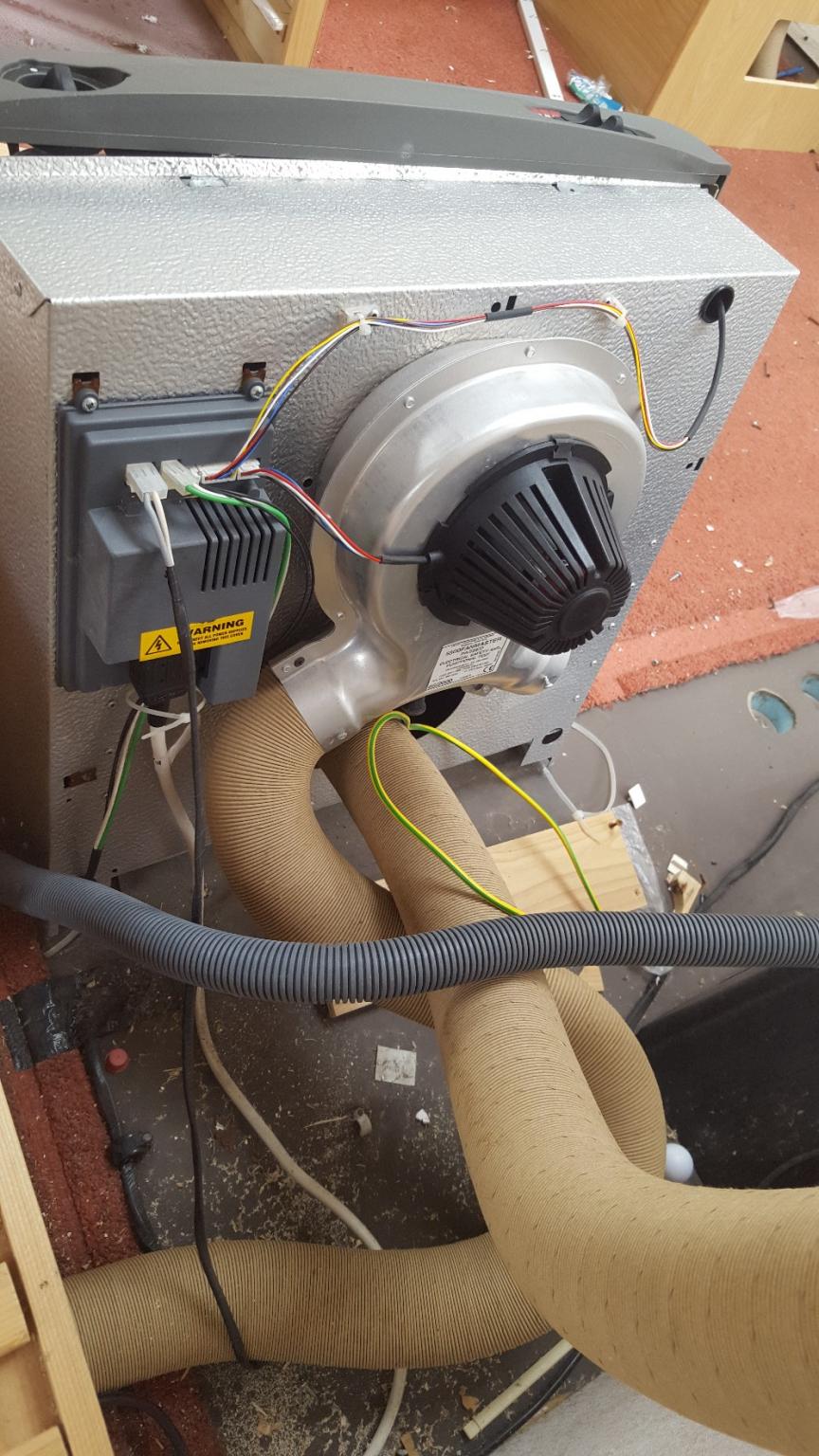 Caravan Gas Heater Carver FanMaster 5500F in B69 Sandwell für £ 120,00