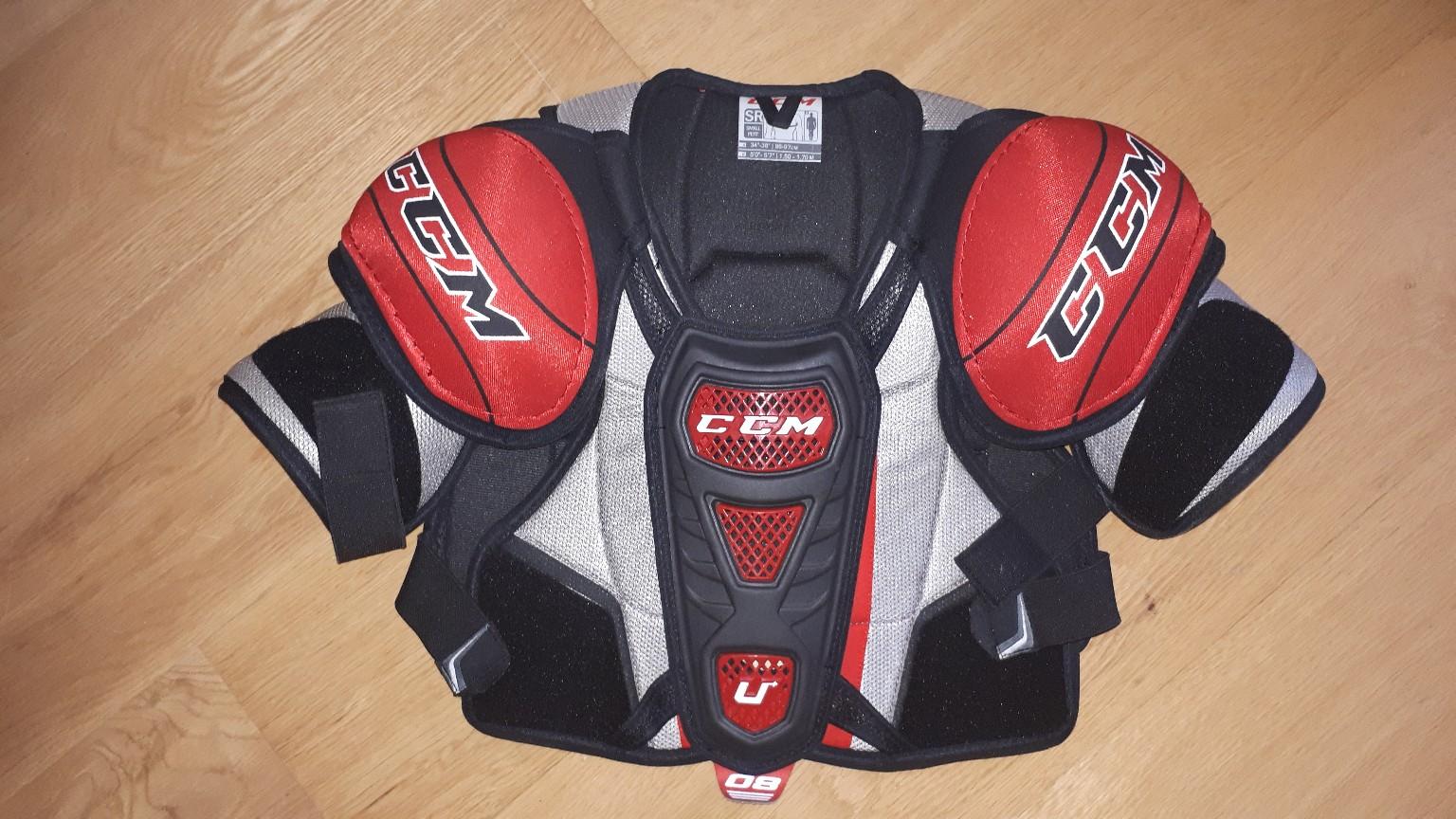 Ice hockey Chest protector + shoulder pad CCM in EN4 for £20.00